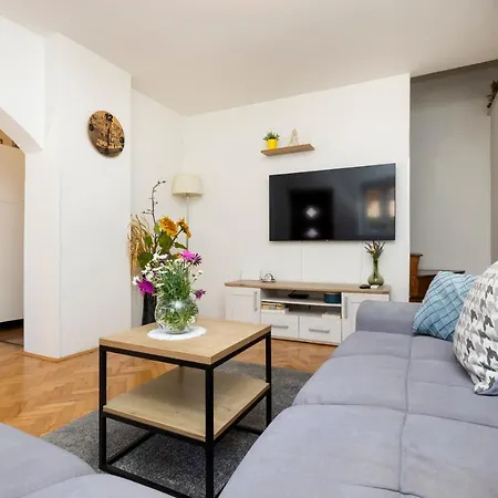 J&t - App J&t Appartement