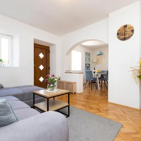 Appartement J&t - App J&t Mali Lošinj