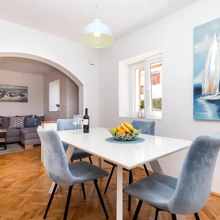 J&t - App J&t Apartment Mali Losinj