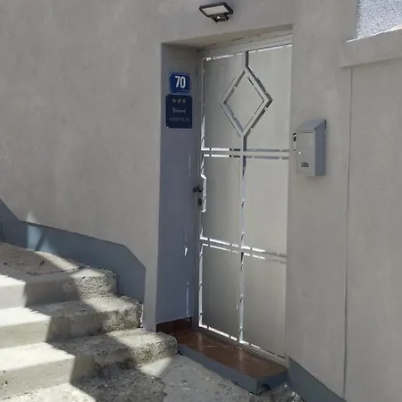 J&t - App J&t Mali Losinj